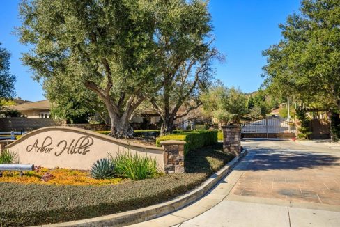 Front Gates at 3863 Foxdale Court