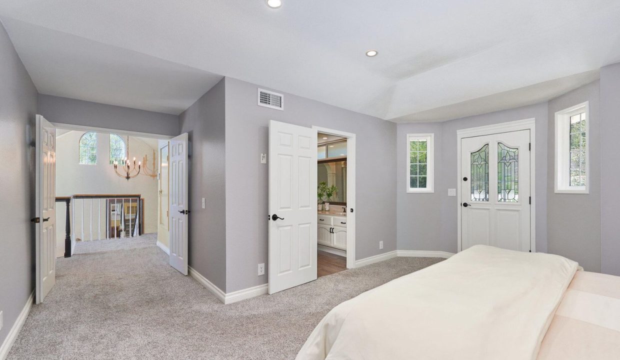 Master Suite at 987 Lodestone Court, Newbury Park