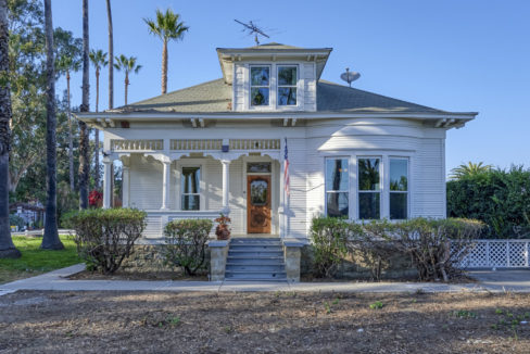 11975 W Telegraph Rd, Santa Paula - Exterior