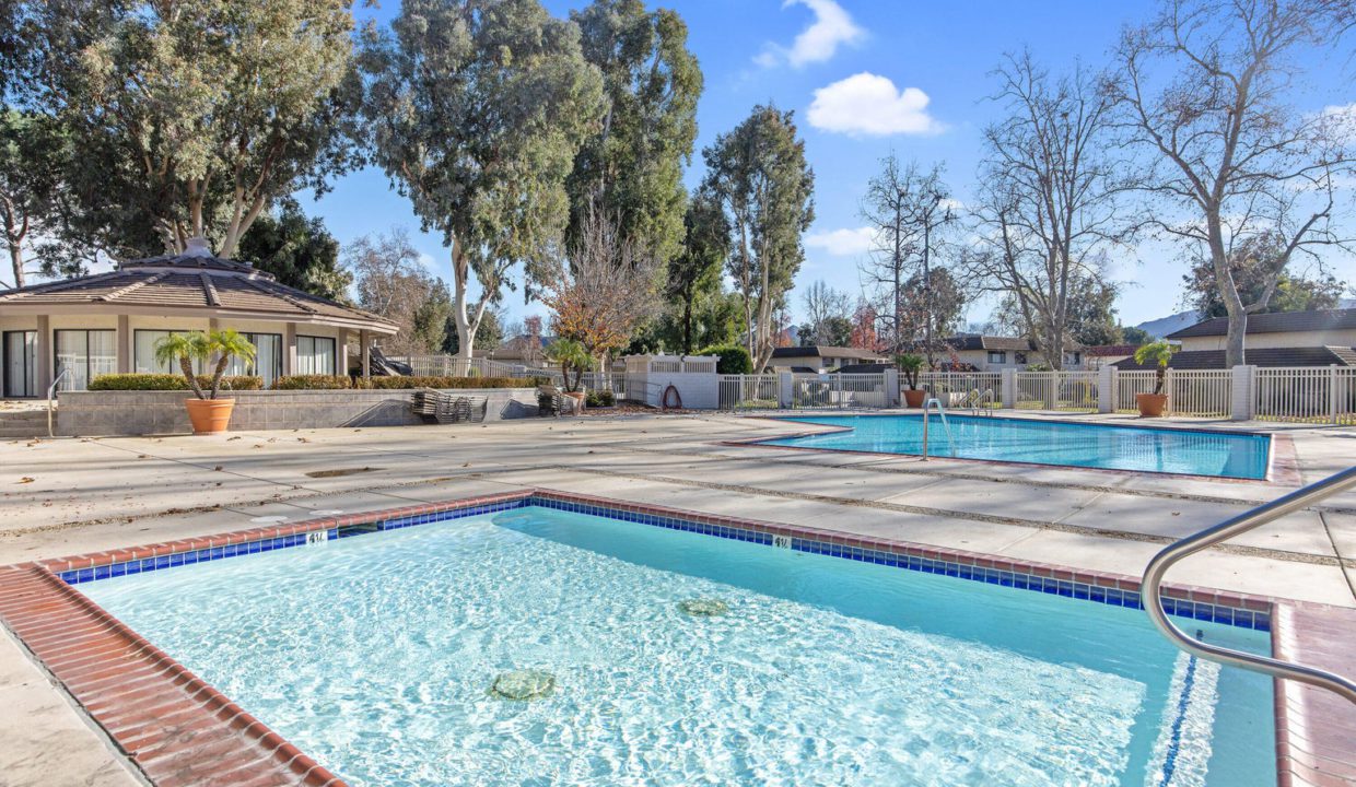 Village Glen Westlake Village - Swimming Pool Jacuzzi