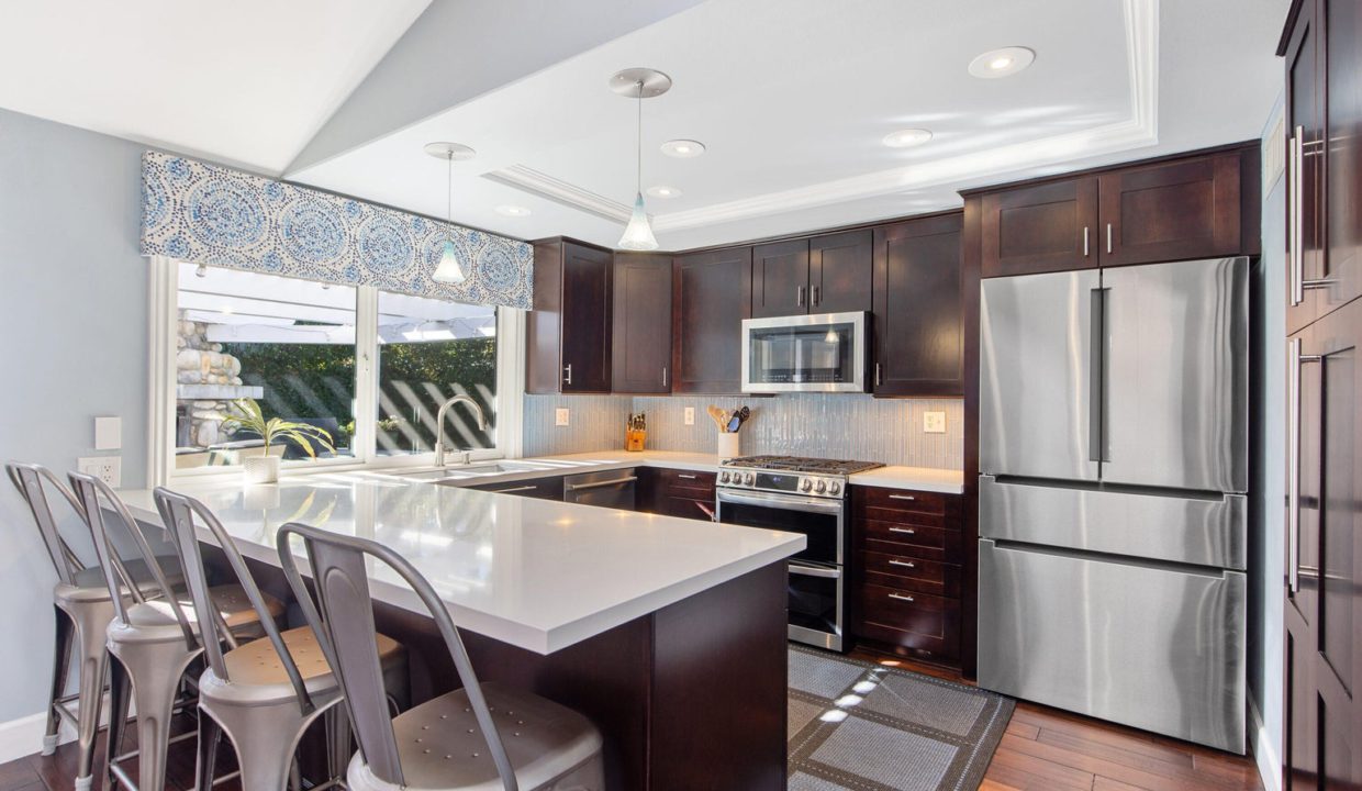 Westlake Village home for sale - Foxmoor Hills - High End Appliances