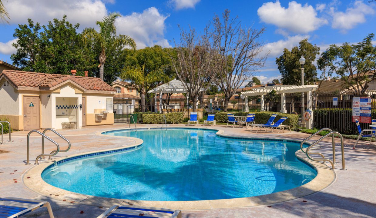 The Meadows at Camarillo Community Pool