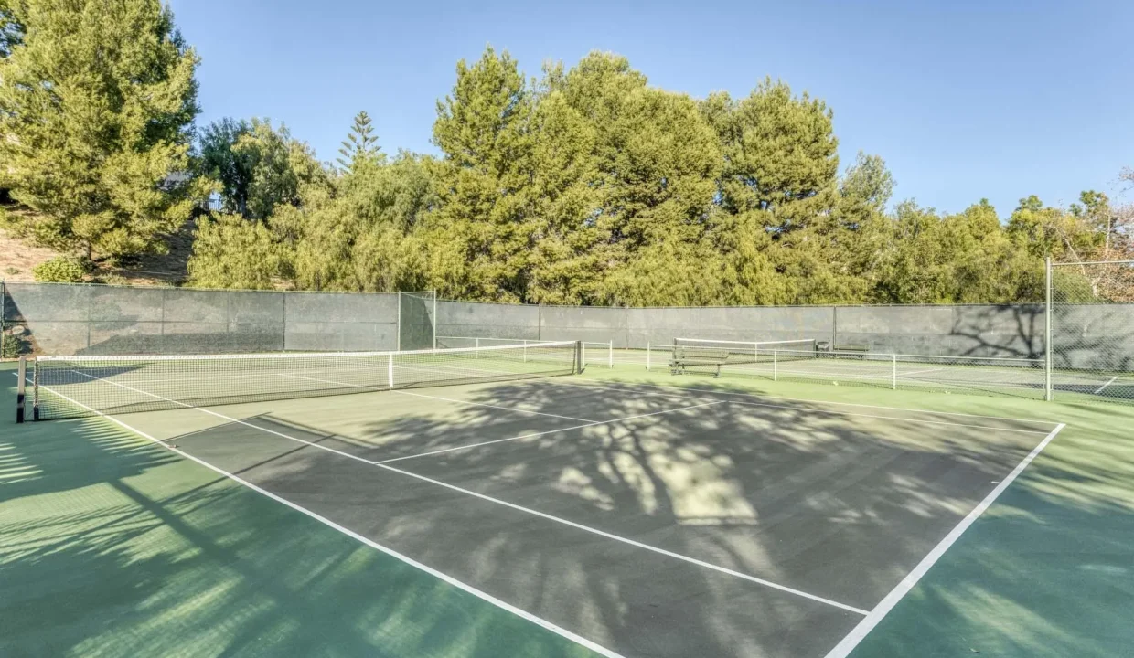 Thousand Oaks Home in Lang Ranch - Community Tennis Court