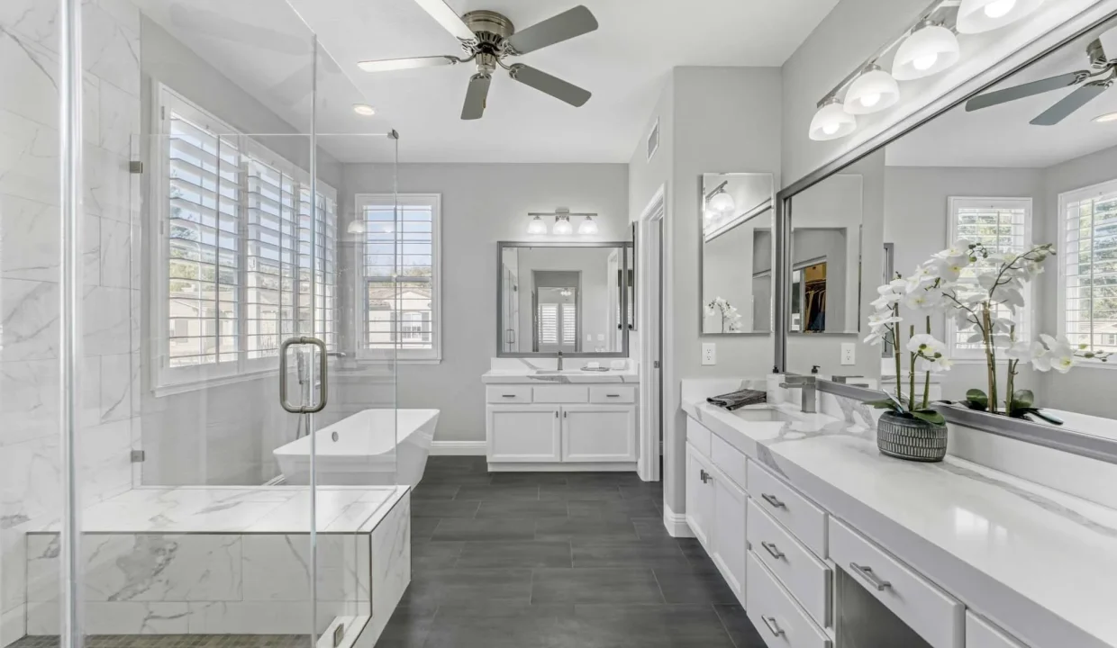 Thousand Oaks Home in Lang Ranch - Master Bath