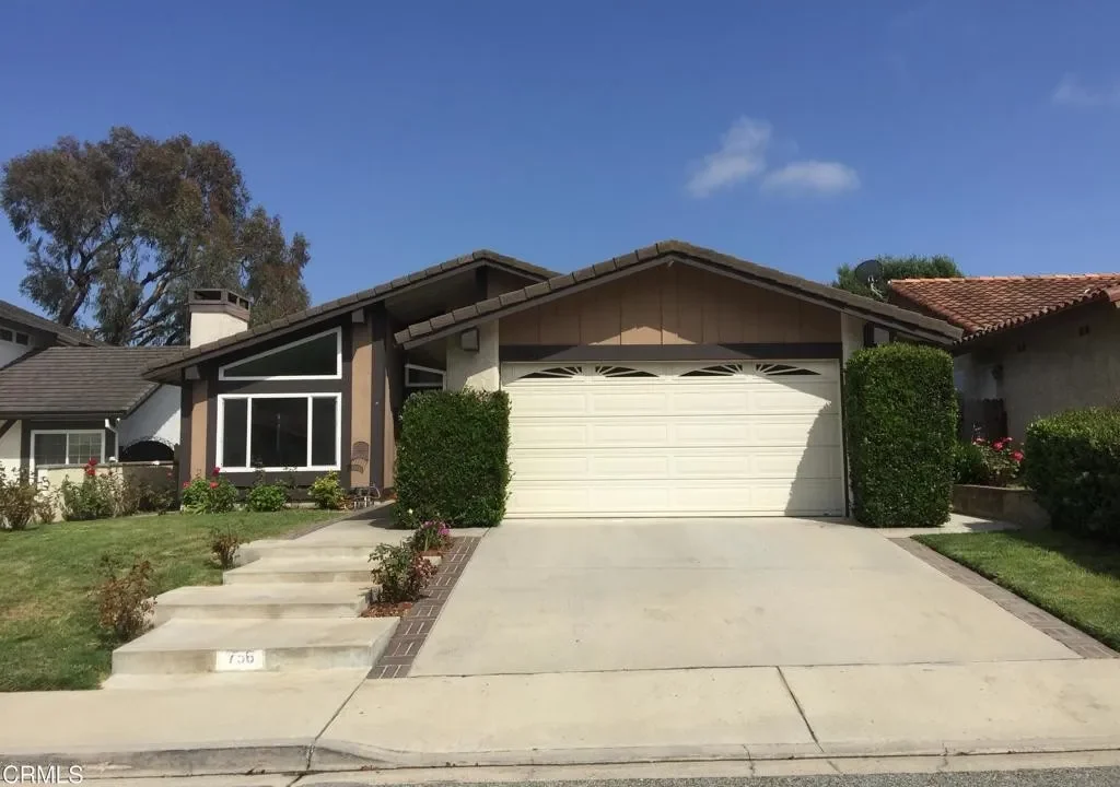 Oakridge Estates Home in Newbury Park - Garage