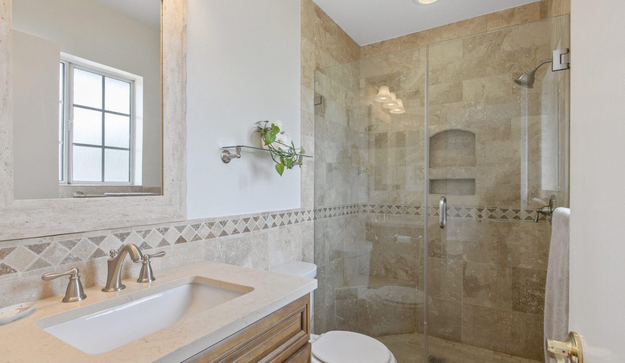 Whitewood Street Simi Valley Home Bathroom 2