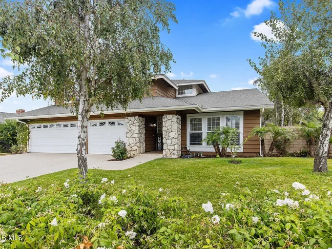 Deerhurst Ave Home for Sale in Camarillo - Front Yard