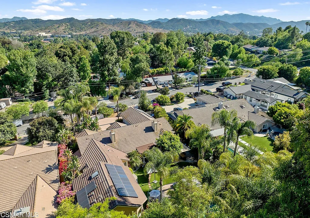 Spectacular Hauser Circle Home in Thousand Oaks 67