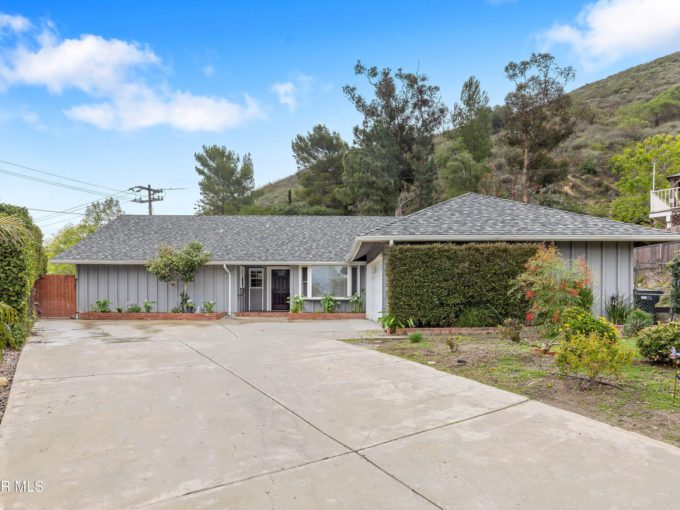 174 Welsh Ct, Simi Valley, CA 93065