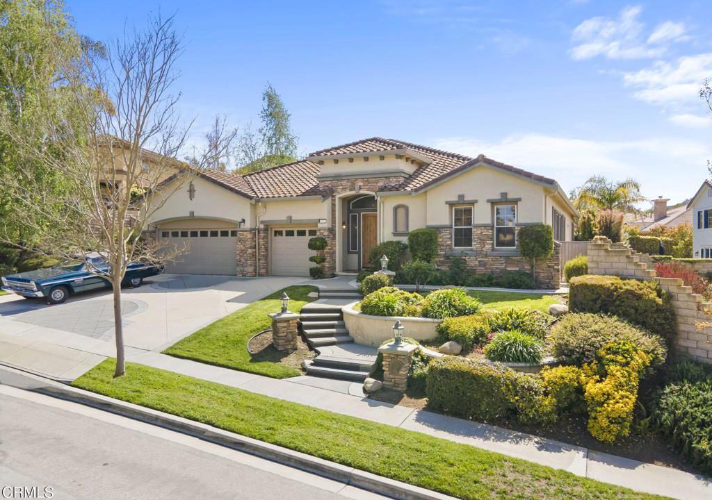 Via Galo Newbury Park CA 91320-2
