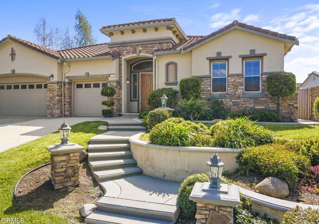 Via Galo Newbury Park CA 91320-3