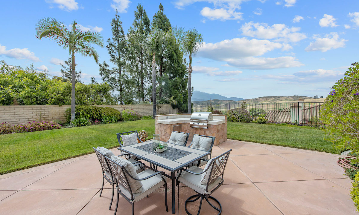 For Sale: Stunning Estancia Home in Dos Vientos Ranch, Newbury Park