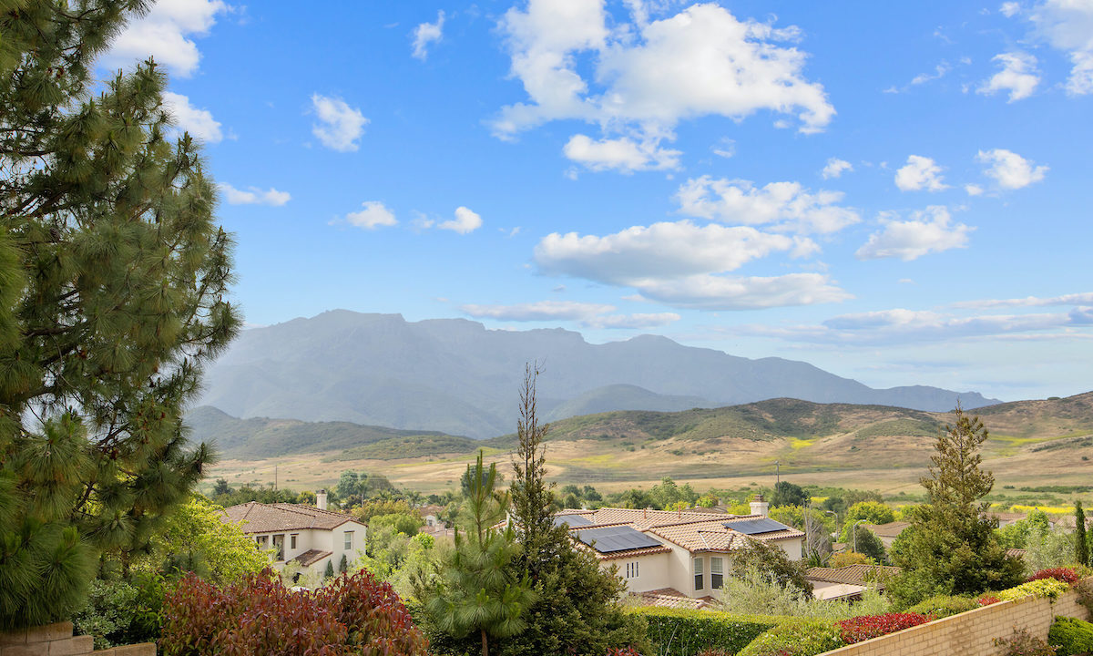 For Sale: Stunning Estancia Home in Dos Vientos Ranch, Newbury Park