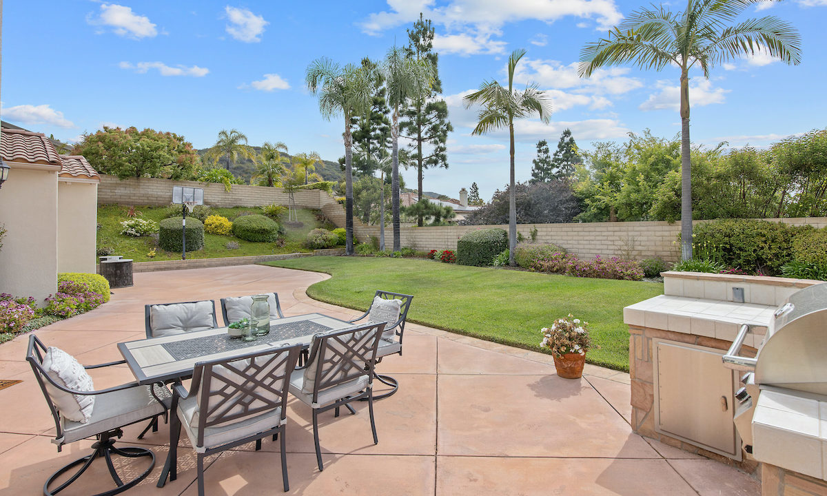 For Sale: Stunning Estancia Home in Dos Vientos Ranch, Newbury Park