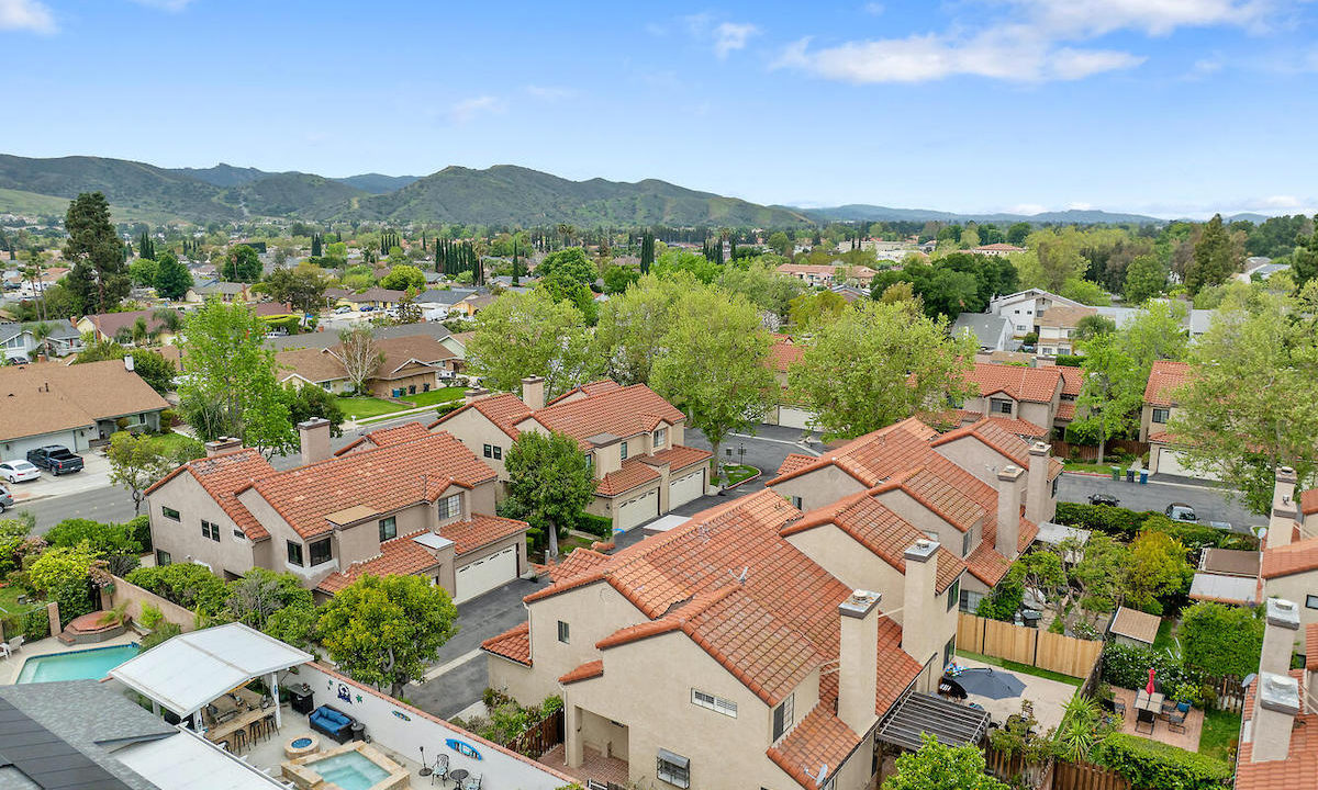 Simi Valley Townhome for Sale in Yosemite Villas by Webber Estates
