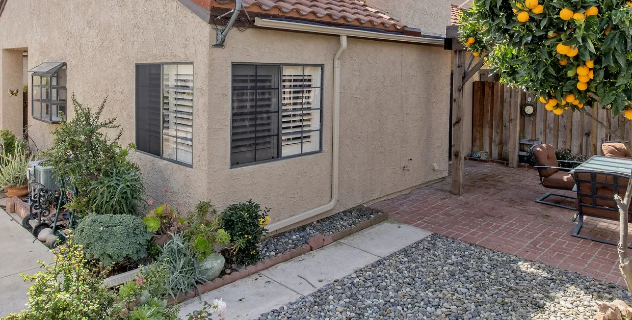 Simi Valley Townhome for Sale in Yosemite Villas by Webber Estates