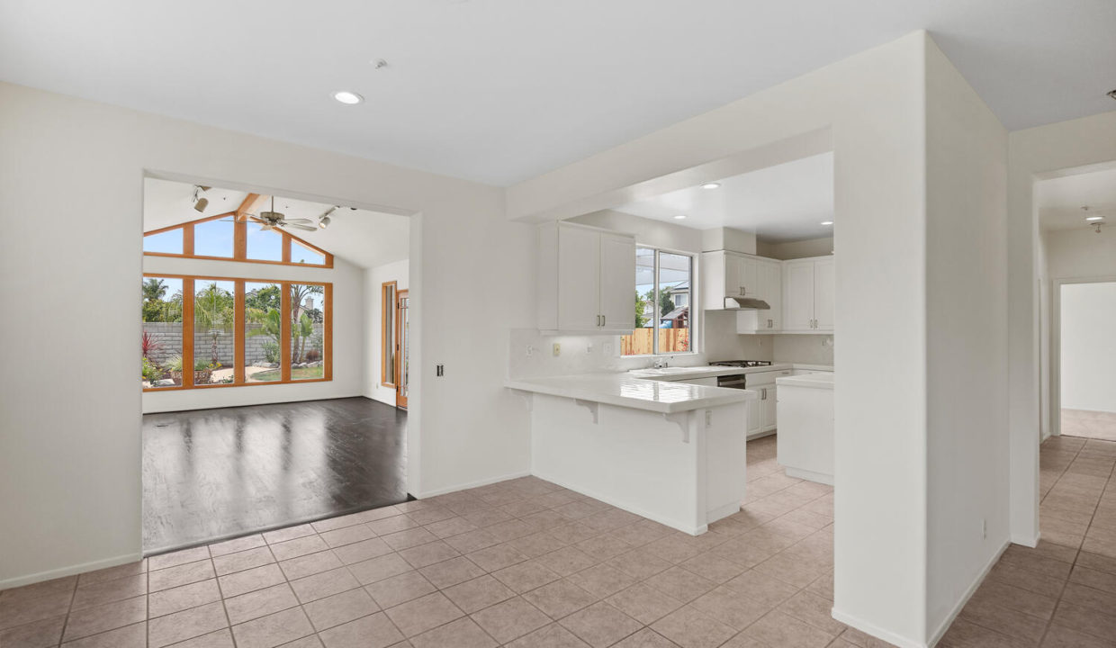 1532 Lorena Dr Oxnard CA 93030-large-012-065-B1A8734-1500x1000-72dpi