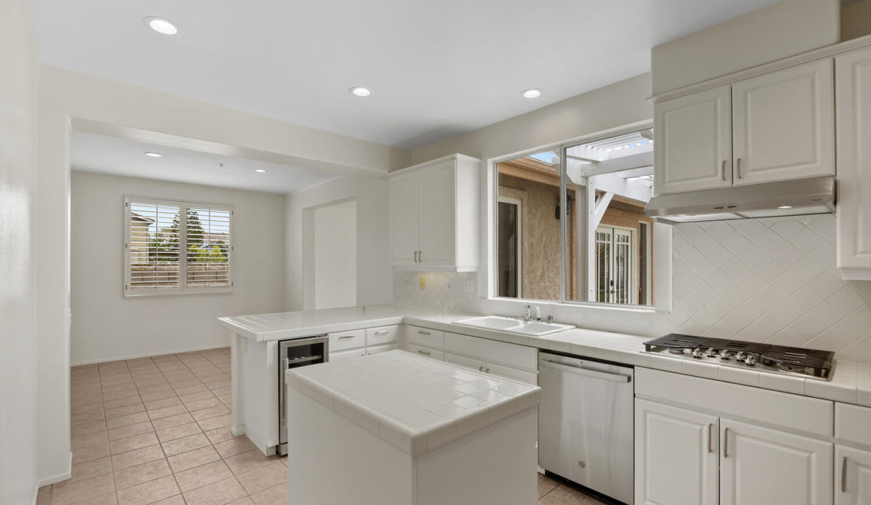 1532 Lorena Dr Oxnard CA 93030-large-020-053-B1A8761-1500x1000-72dpi