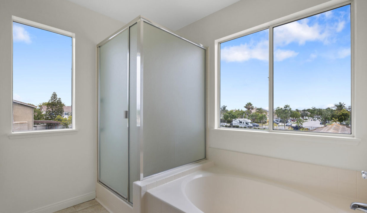 1532 Lorena Dr Oxnard CA 93030-large-033-061-B1A8792-1500x1000-72dpi