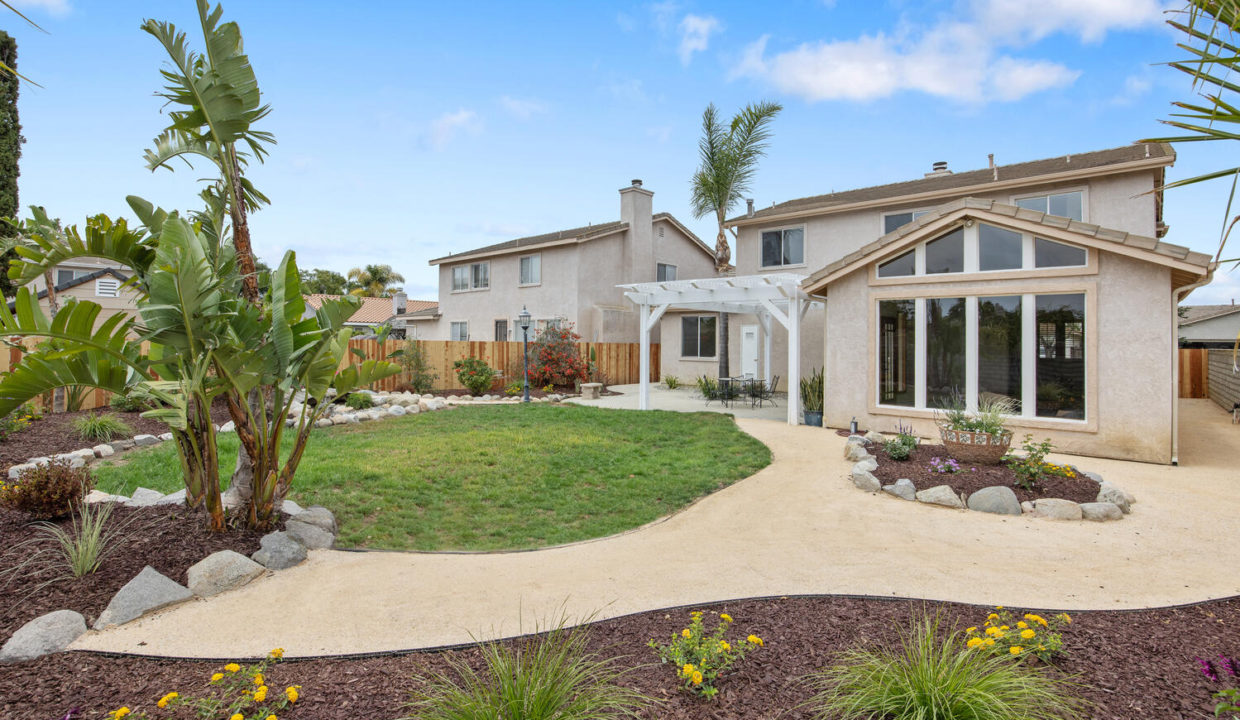 1532 Lorena Dr Oxnard CA 93030-large-034-041-B1A8819-1500x1000-72dpi