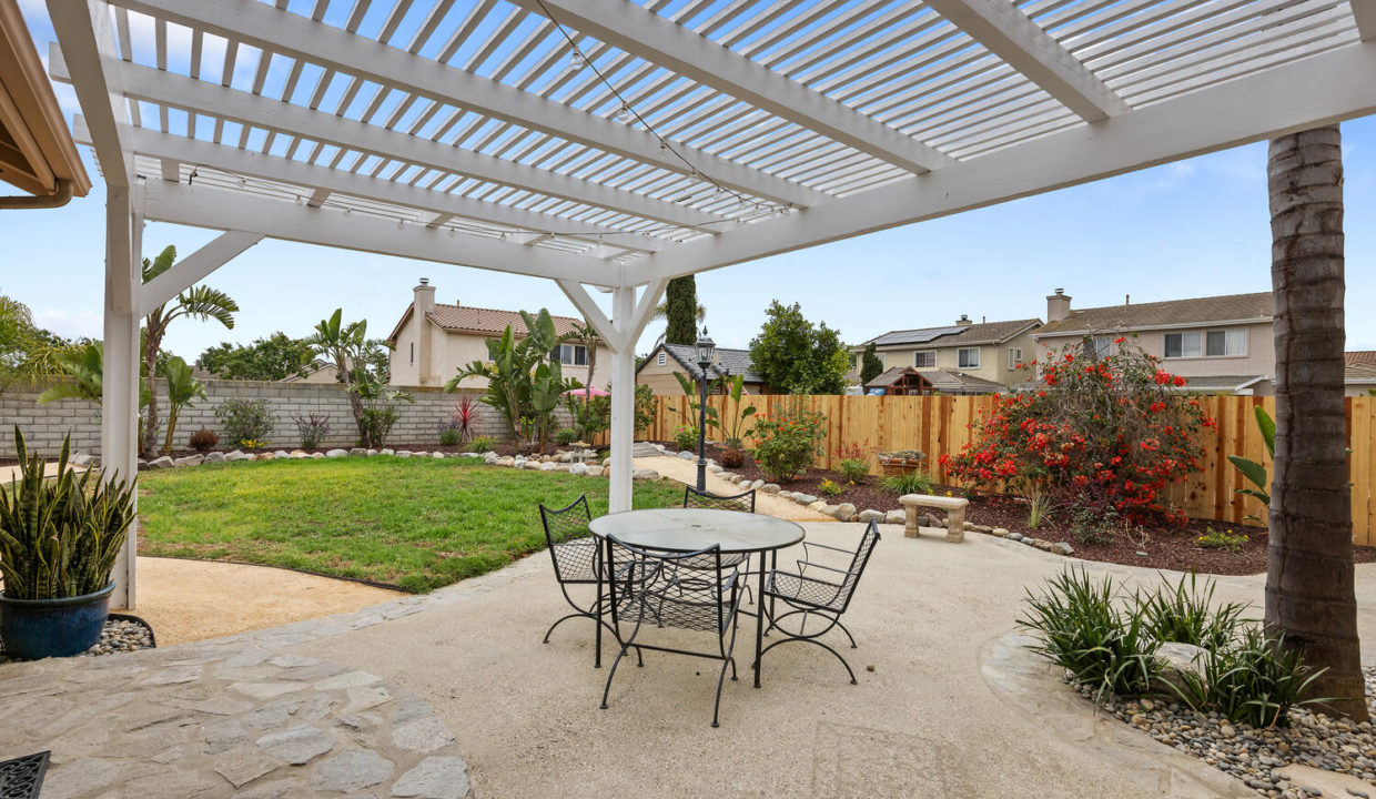 1532 Lorena Dr Oxnard CA 93030-large-035-033-B1A8798-1500x1000-72dpi
