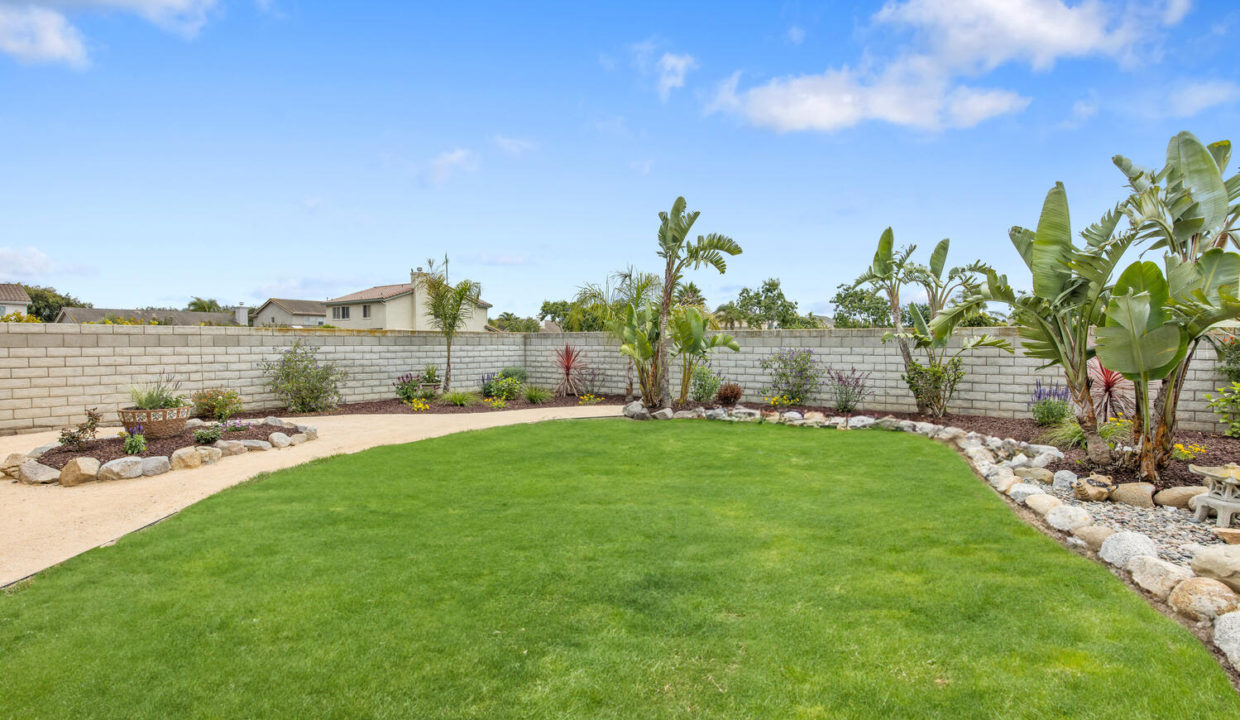 1532 Lorena Dr Oxnard CA 93030-large-038-037-B1A8810-1500x1000-72dpi