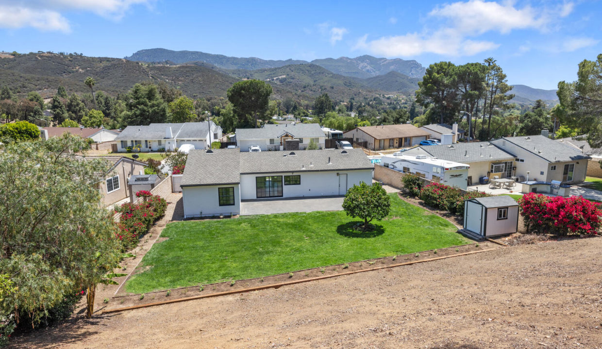 539 American Oaks Ave Thousand-large-028-030-B1A6748-1500x1000-72dpi