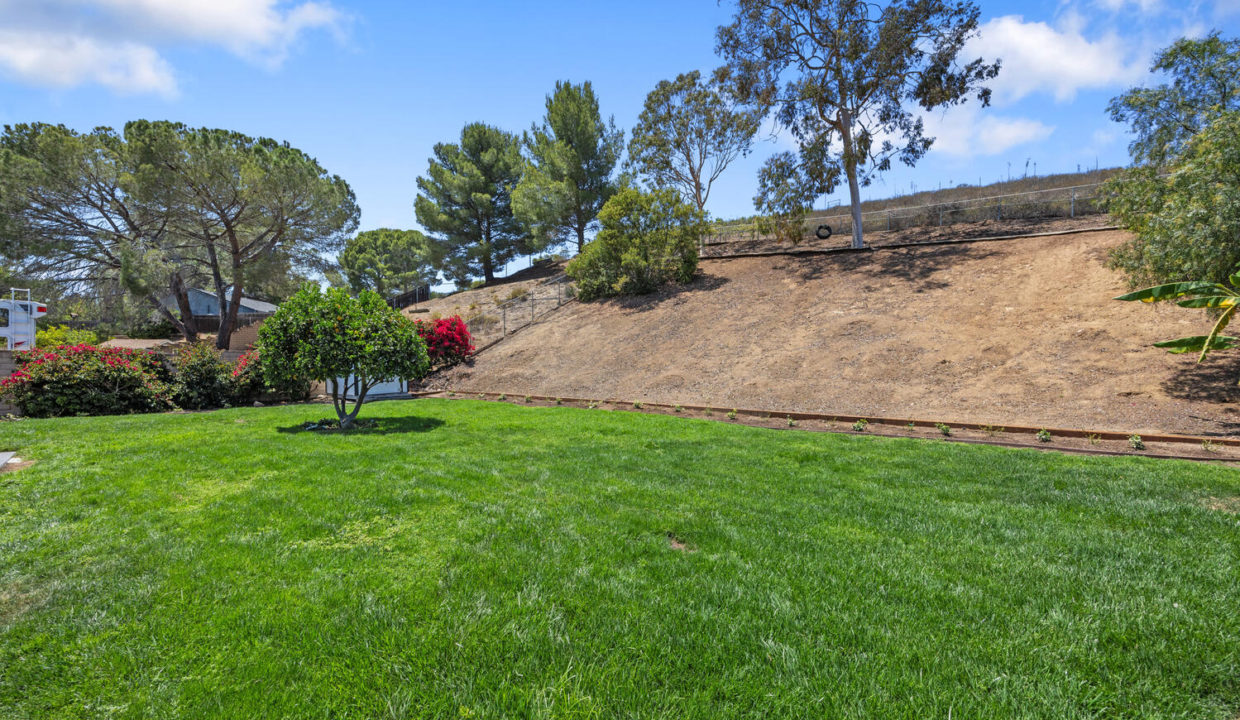 539 American Oaks Ave Thousand-large-031-032-B1A6751-1500x1000-72dpi