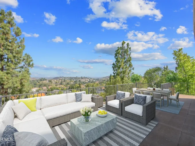 Thousand Oaks Property Listing on Corte Del Rey